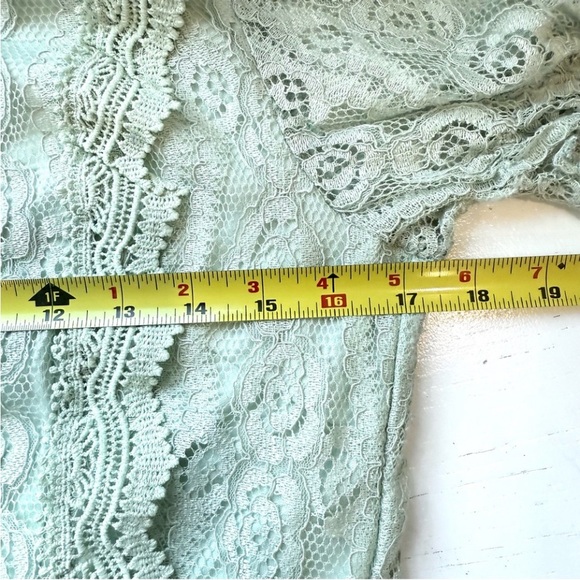 Simplee Puff Sleeve Keyhole Back Lace Blouse SMALL Green Feminine Coquette Fairy - Picture 10 of 14